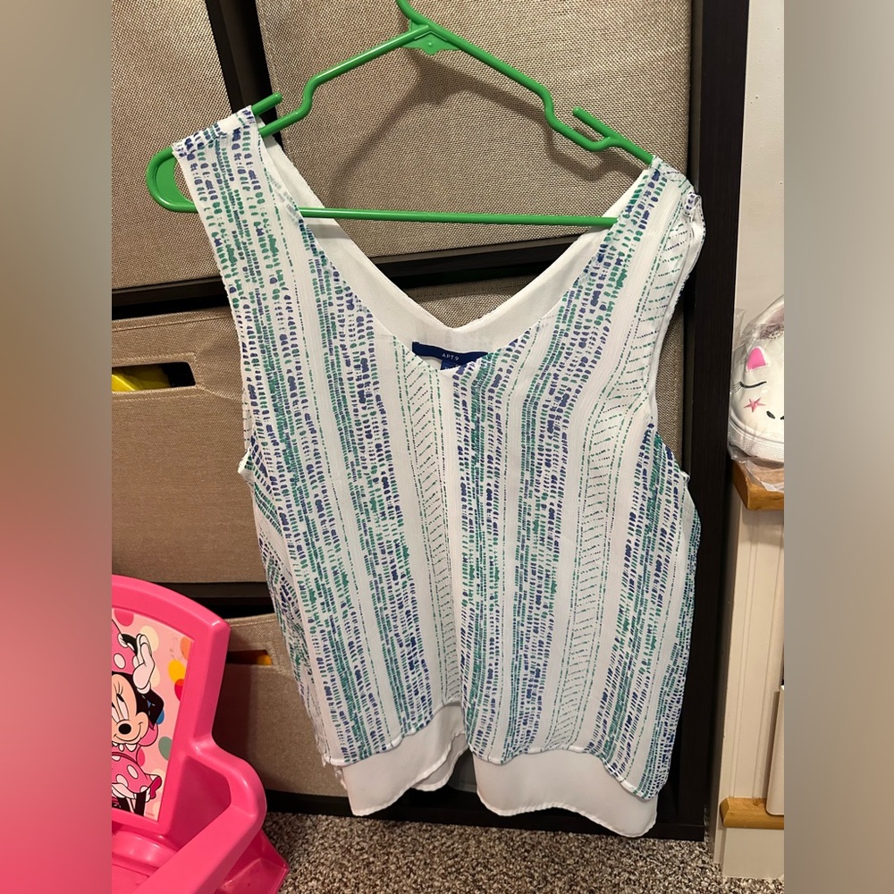Apt. 9 White and Blue Patterned Tank Top